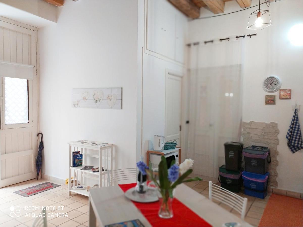 סירקוזה Appartamento Dammuso Isola Di Ortigia מראה חיצוני תמונה